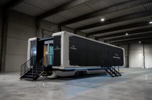 DP World builds a mobile performance network for McIlroy