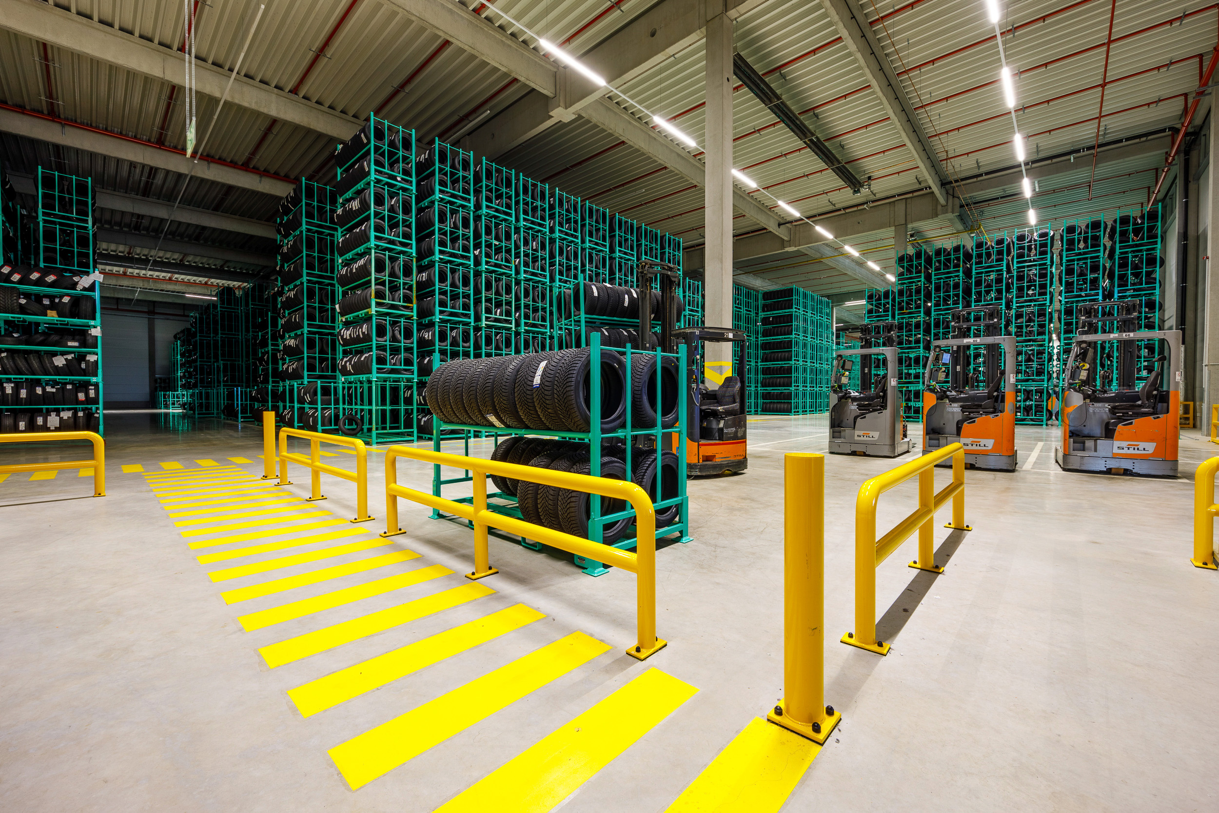 Fiege digitises control of 4.7 million load carriers